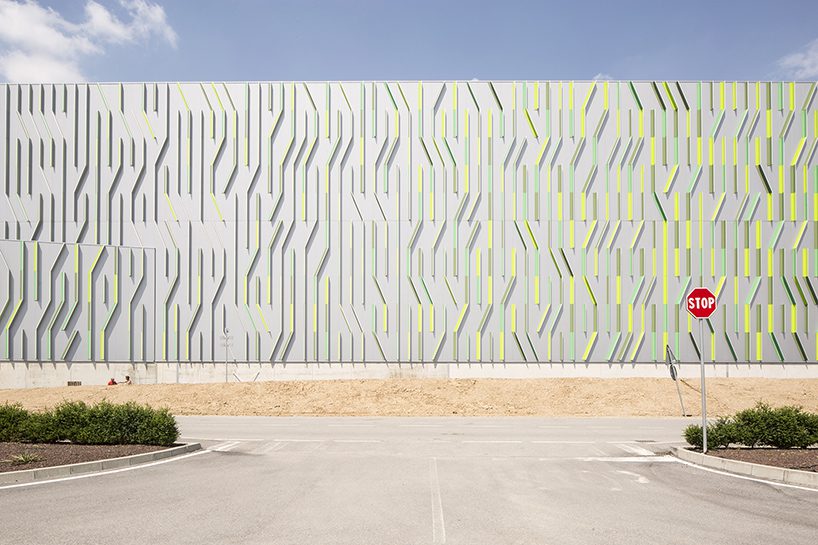 cino zucchi architetti fili derba pedrali new automated warehouse bergamo italy designboom 04
