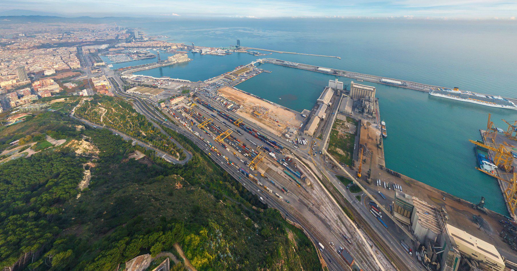 The Regeneration of Litoral Morrot and it's Urban Startegies