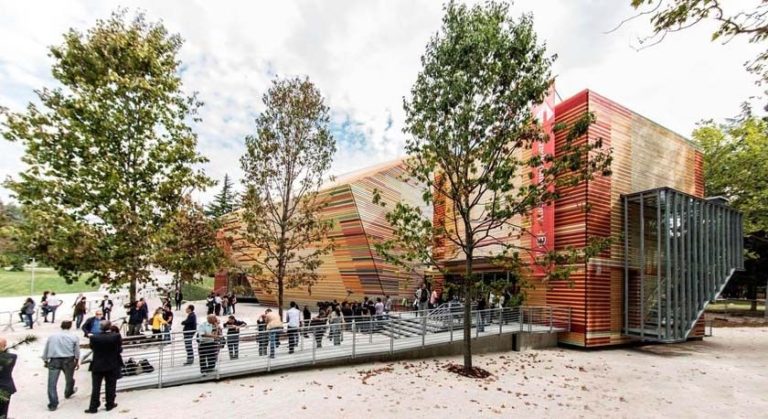 Temporary auditorium in L'Aquila | Renzo Piano Building Workshop Architects + Atelier Traldi