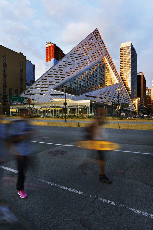 VIA57West BIG Aussen 6 Foto KirstenBucher