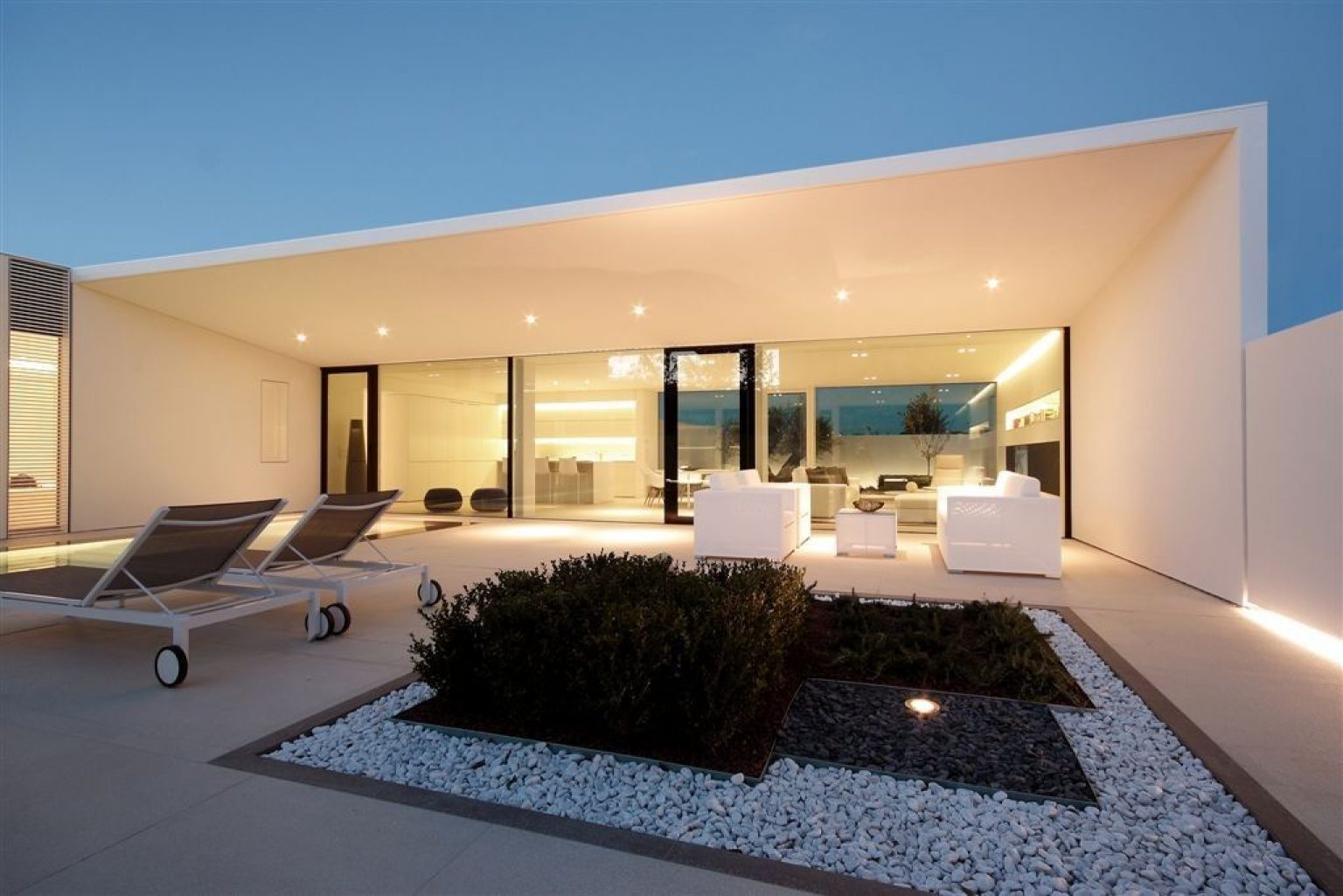 Jesolo Lido Pool Villa | JM Architecture - Arch2O.com
