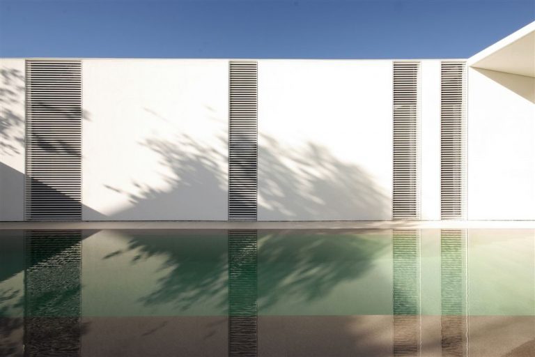 Jesolo Lido Pool Villa | JM Architecture - Arch2O.com