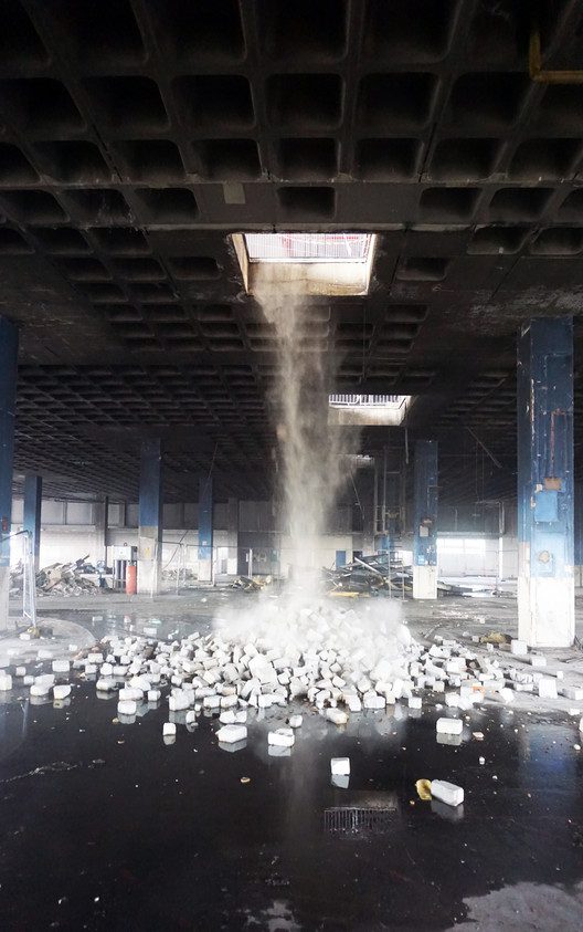 AI NIA Demolition 01