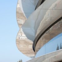 apple park photo 4 building closeup