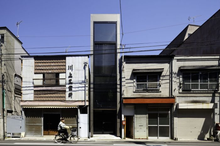 Arch2O-1.8m House - YUUA Architects17