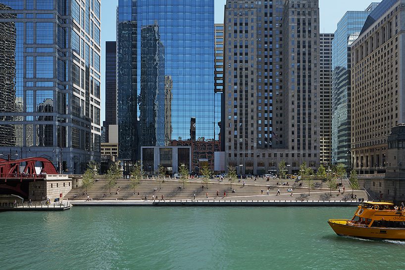CHICAGO RIVERWALK by Ross Barney Architects, view 7