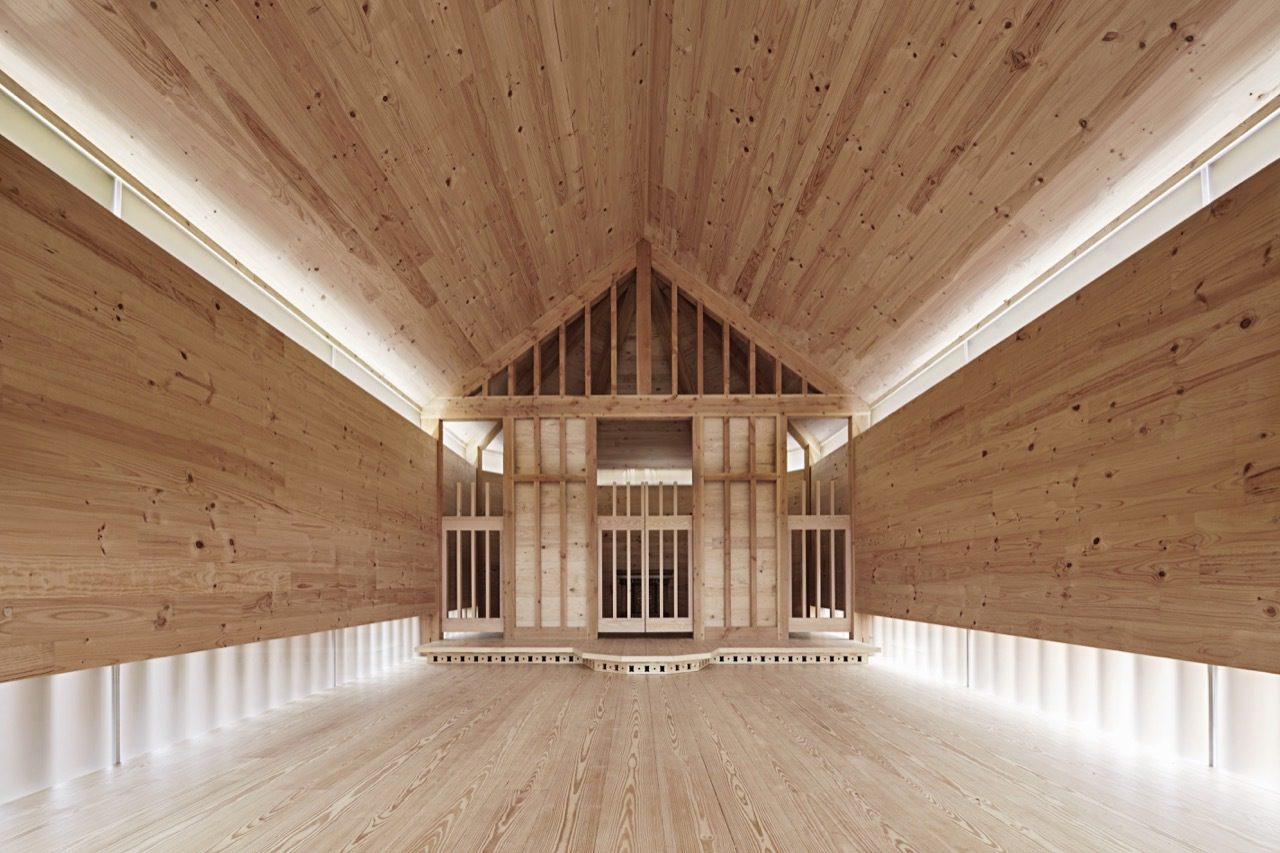 Belarusian Memorial Chapel by Spheron Architects, view 4