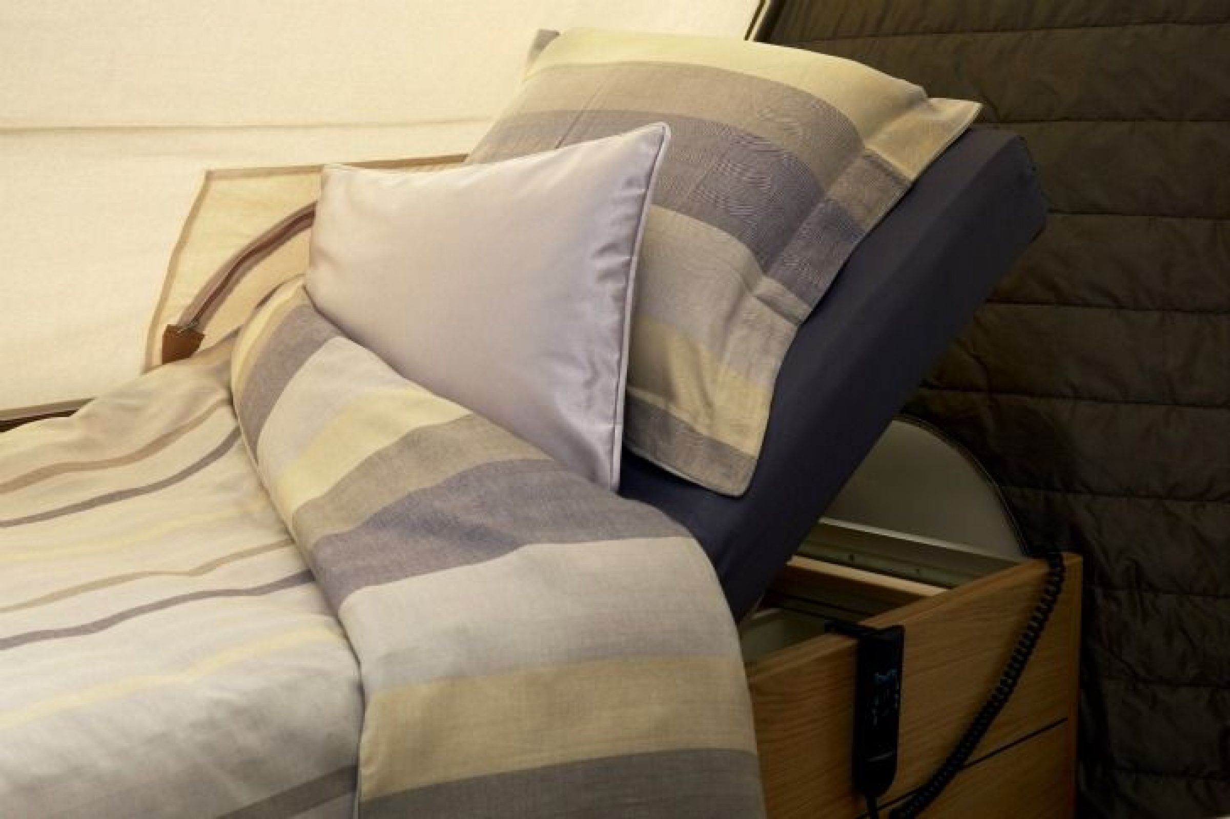 Sydney LandmarkInspired “Opera Camper” by Dutch Rob Vos Introduces