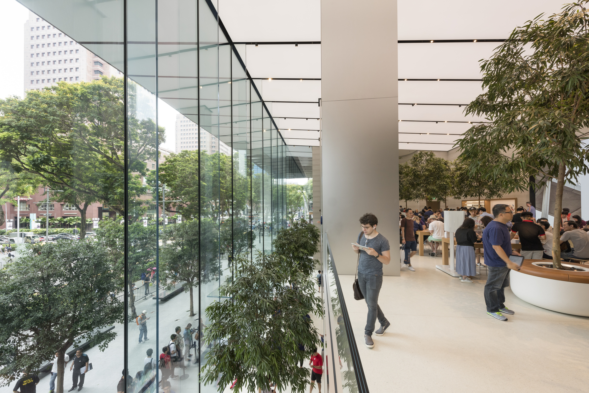 Apple is opening its first 'floating' store in Singapore