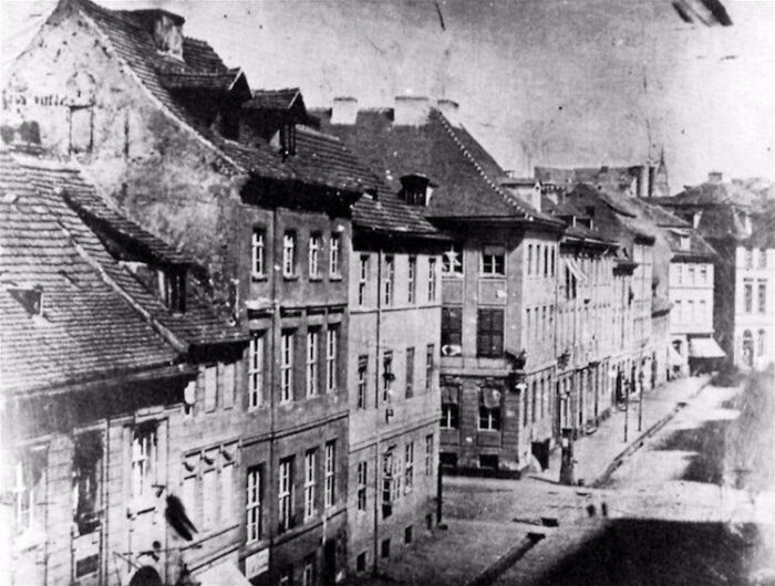 oldest photos cities Berlin 1840