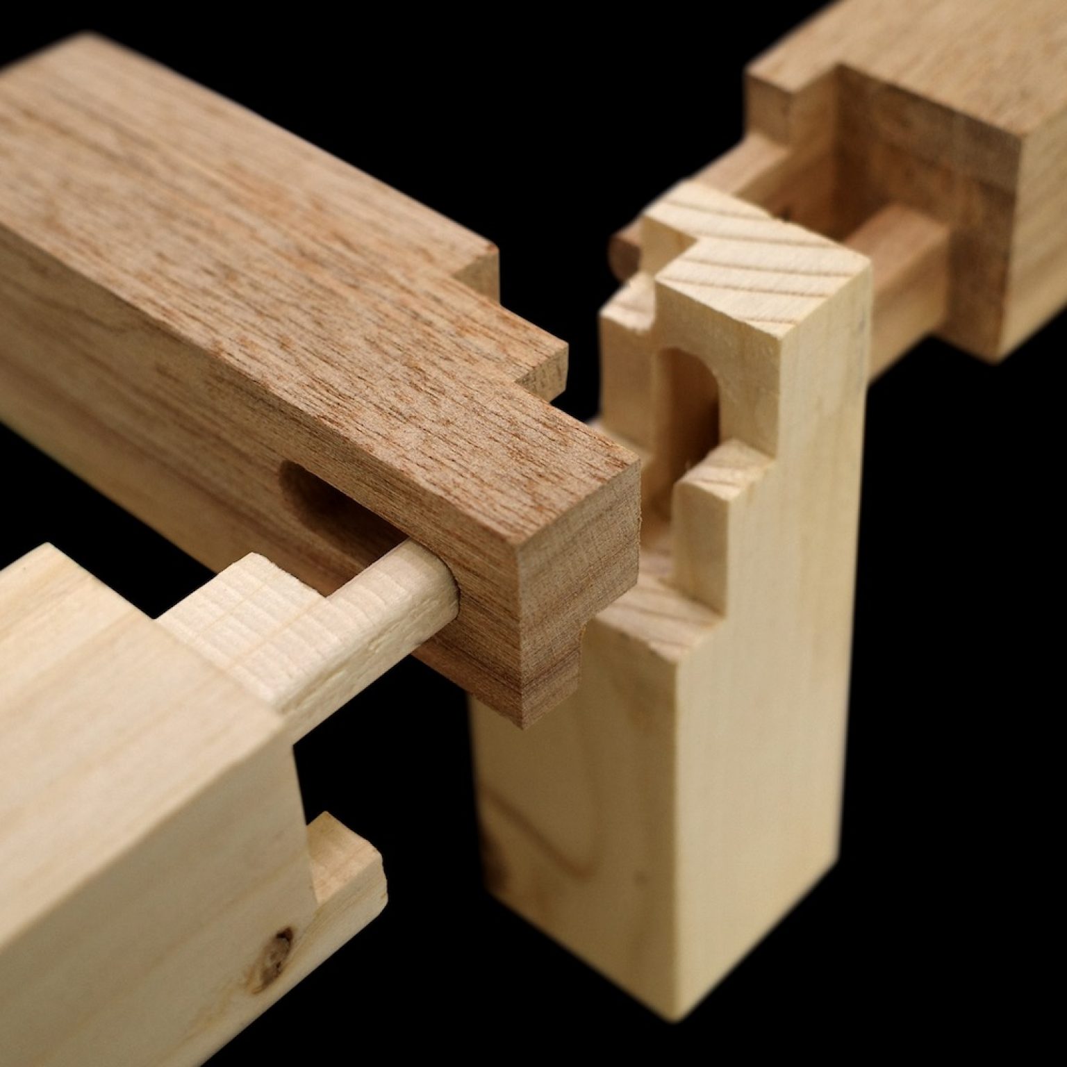 The Perfection of Traditional Japanese Joinery in Animated