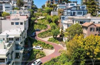 lombard street aerial.jpg