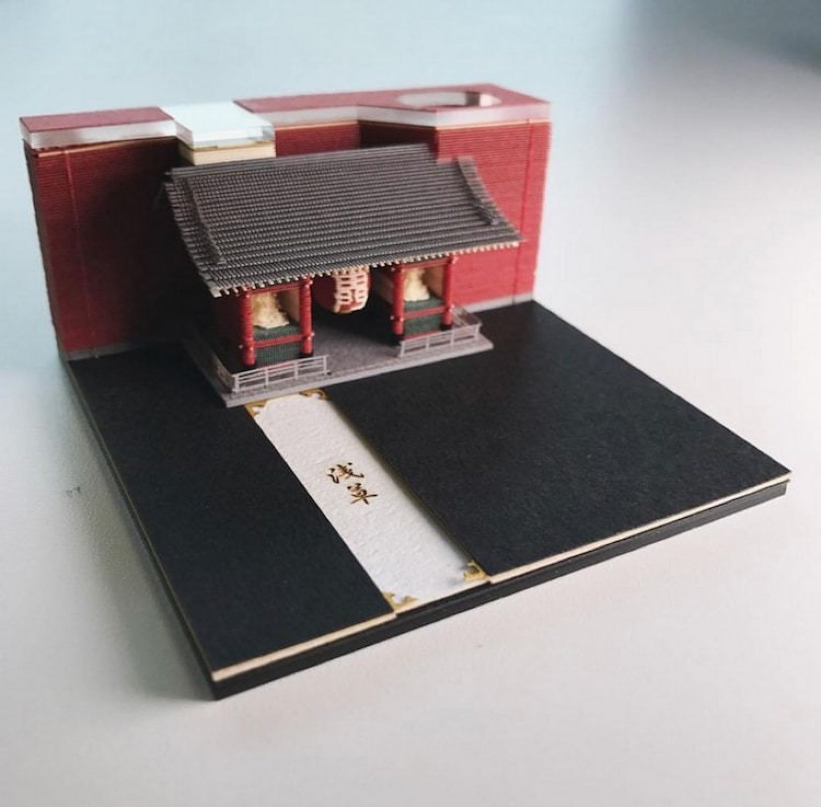 Creative Notepads Reveal 3D Architectural Icons When Used - Arch2O.com