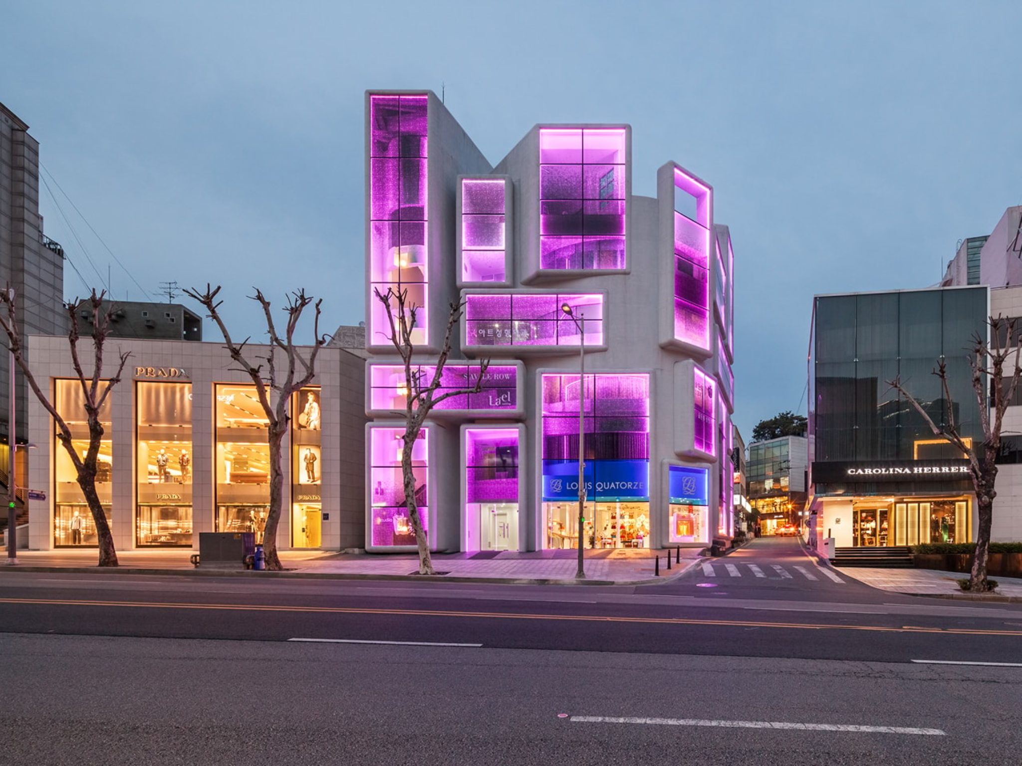 How LED Lighting Can Give Your Building a New Soul? 4 LED Lighting ...