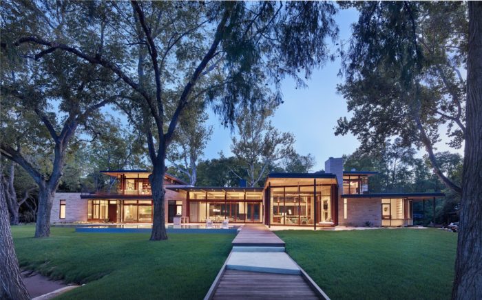 Lake Austin Residence | A Parallel Architecture