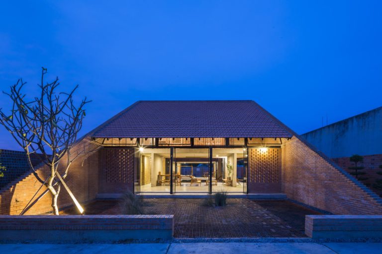 Long An House | Tropical Space