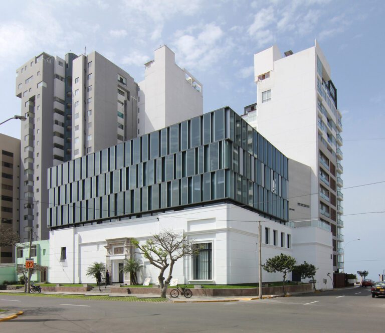 School Of Visual Arts | Barclay & Crousse