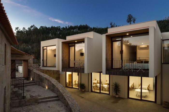 Rural Hotel | Rómulo Neto