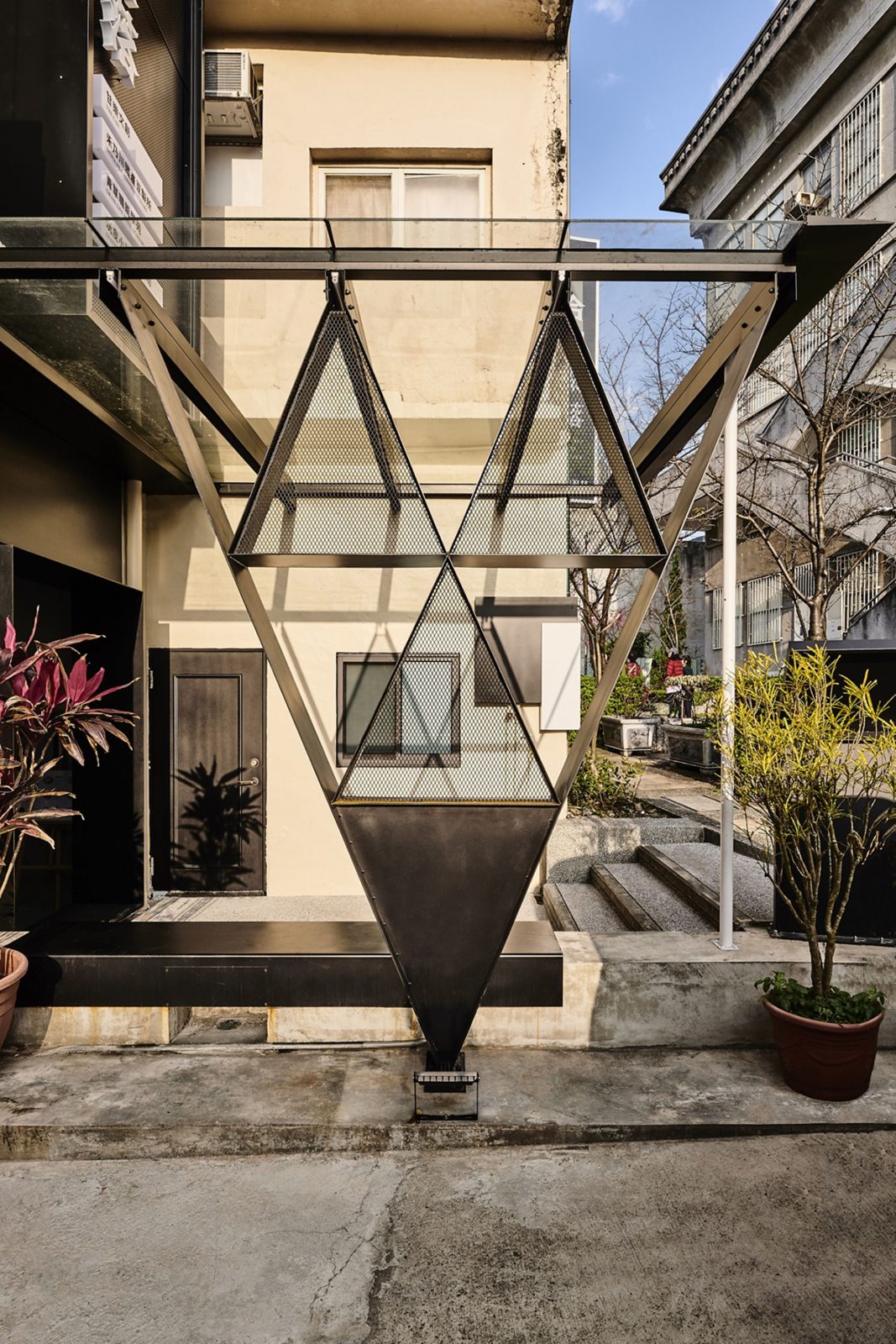 Ward with V dots | B+P Architects - Arch2O.com