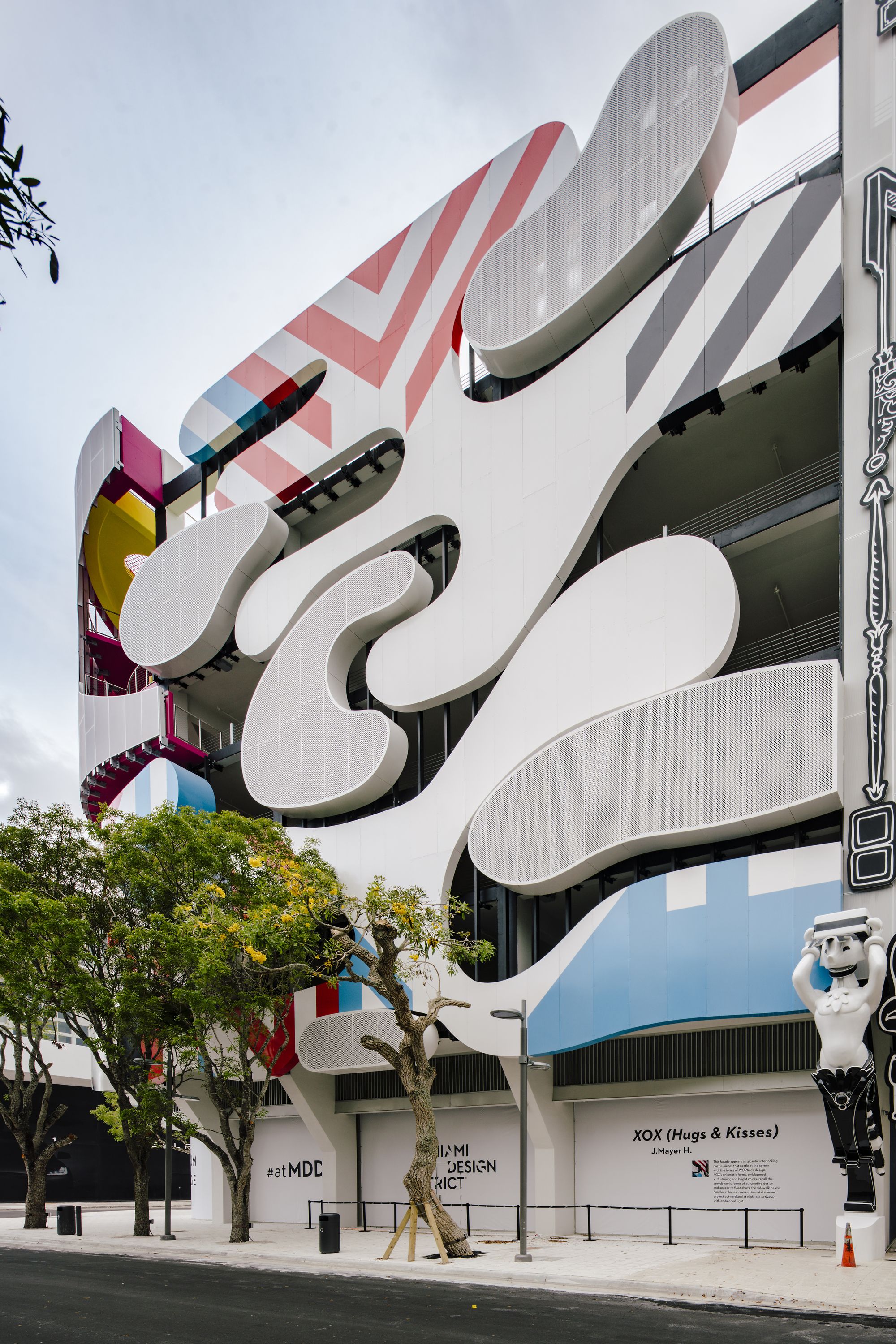 Miami Museum Garage / WORKac + Nicolas Buffe + Clavel Arquitectos