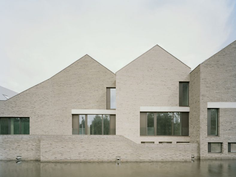 Kult | Pool Leber Architekten + Bleckmann Krys Architekten - Arch2O.com