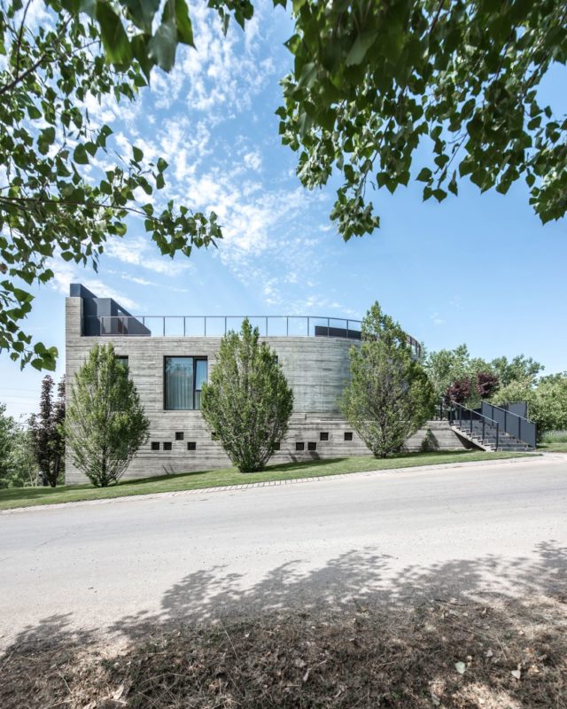 Out-to-Out House | L.E.FT Architects