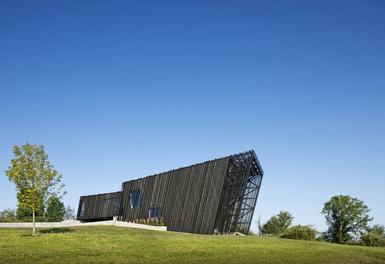 Sleeve House | actual / office