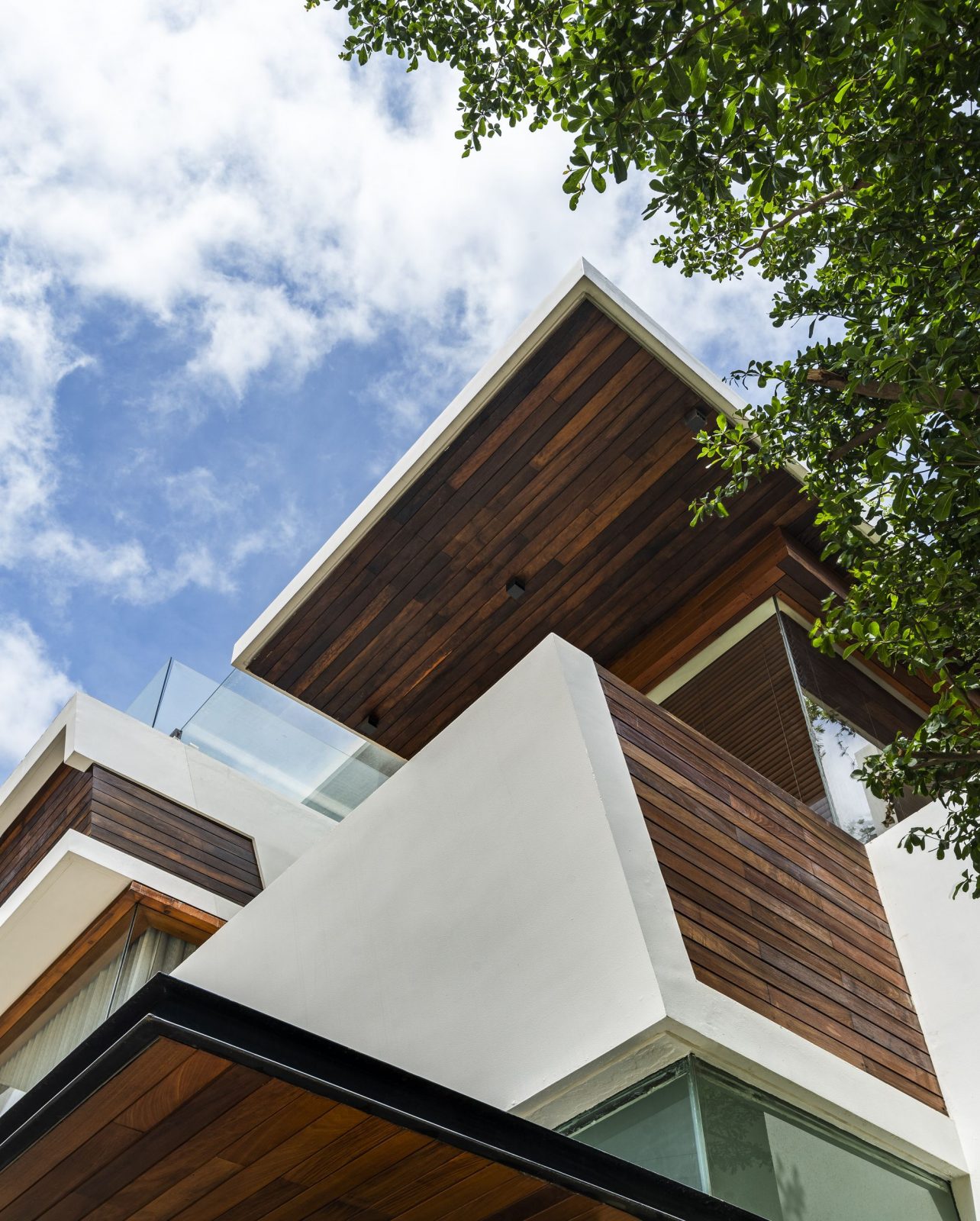 Floating House MOS Architects