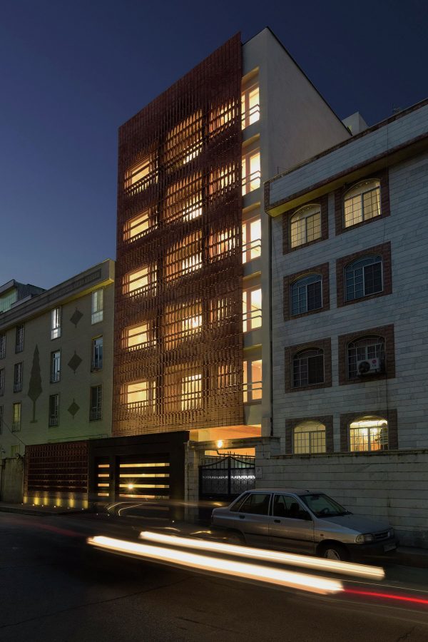 Cloaked in Bricks | Admun Design & Construction Studio - Arch2O.com