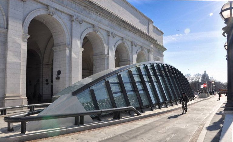 Union Station Bicycle Transit Center | KGP design
