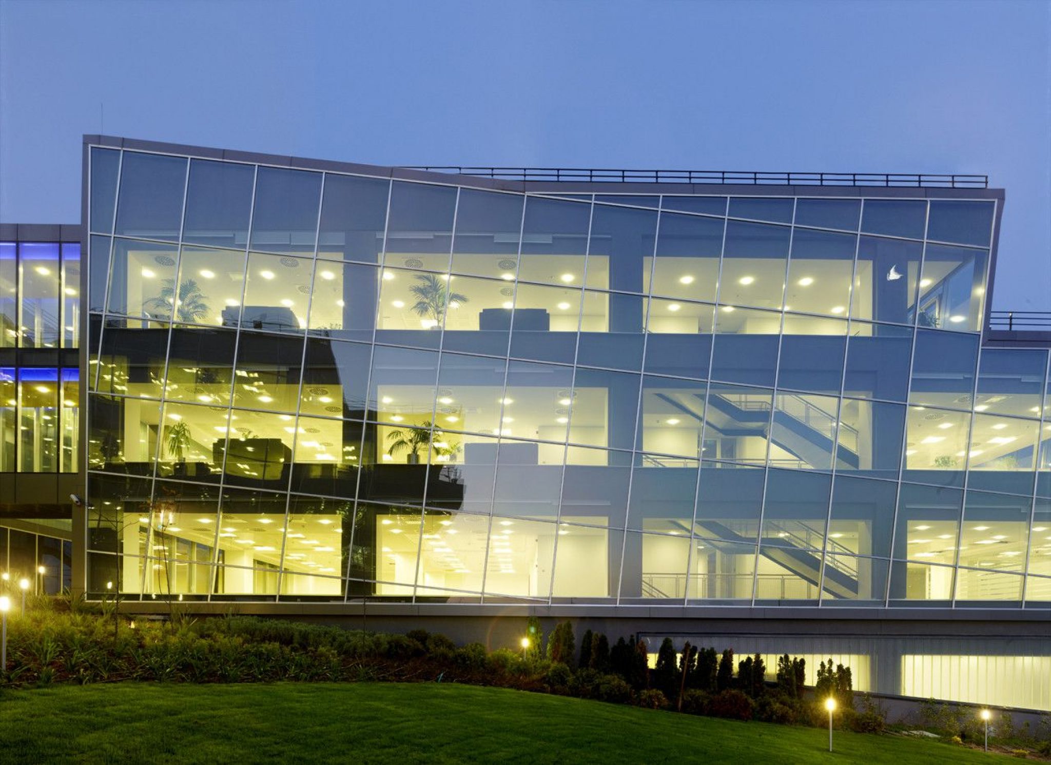 IBTECH IT Center Headquarters | CM Mimarlık - Arch2O.com