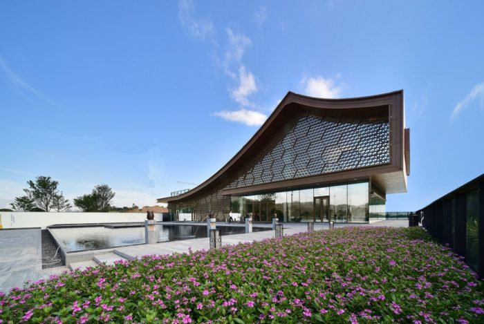 Poly He Clubhouse | ZHUBO DESIGN