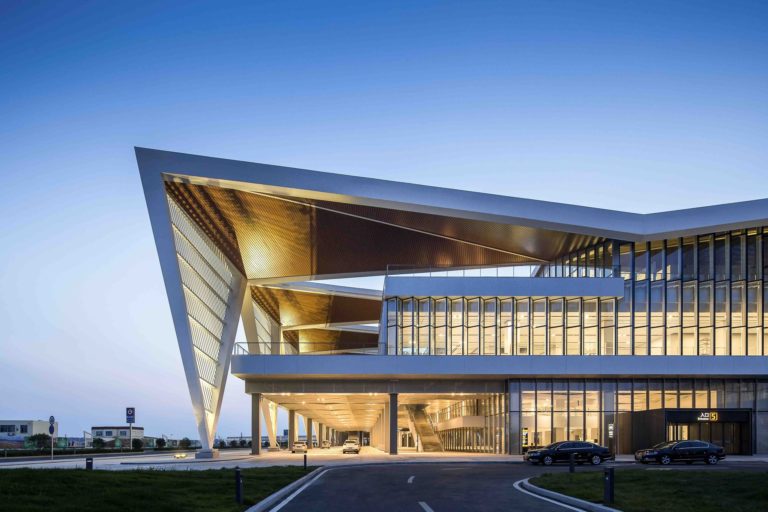 Qingdao Cruise Terminal | CCDI - Mozhao Studio & Jing Studio