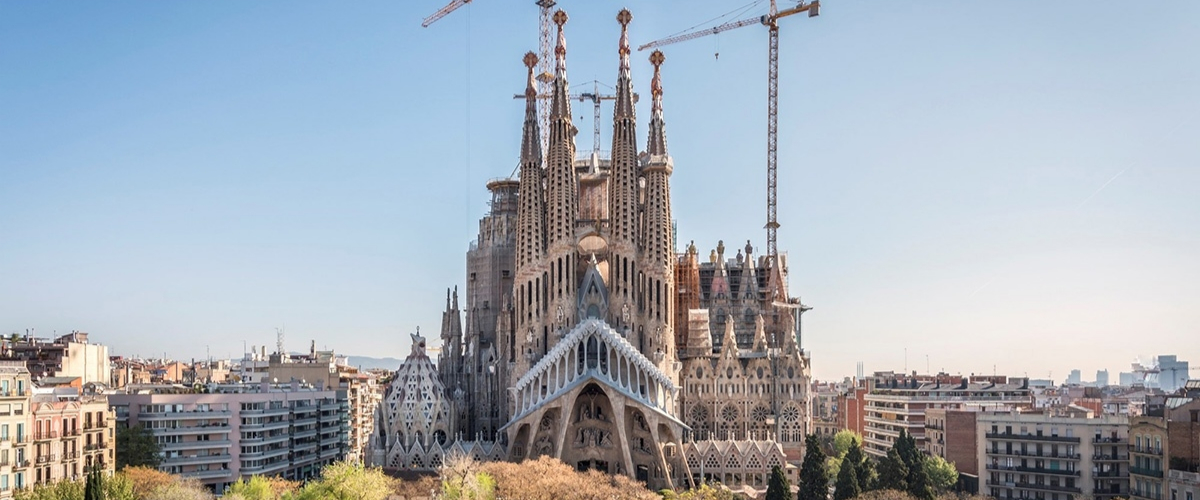 Wish Disguised Sunny Sagrada Familia Projects | - Arch2O.com