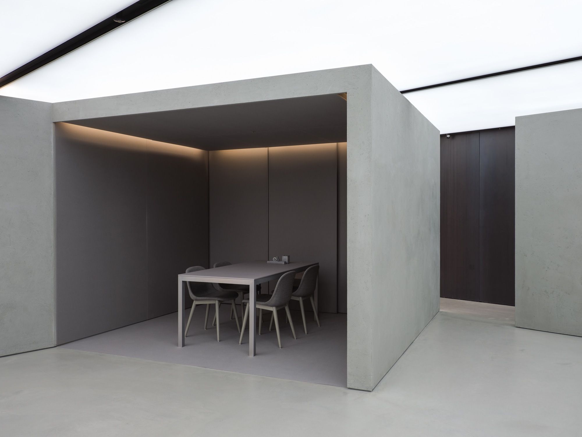 Genesis Gangnam Store