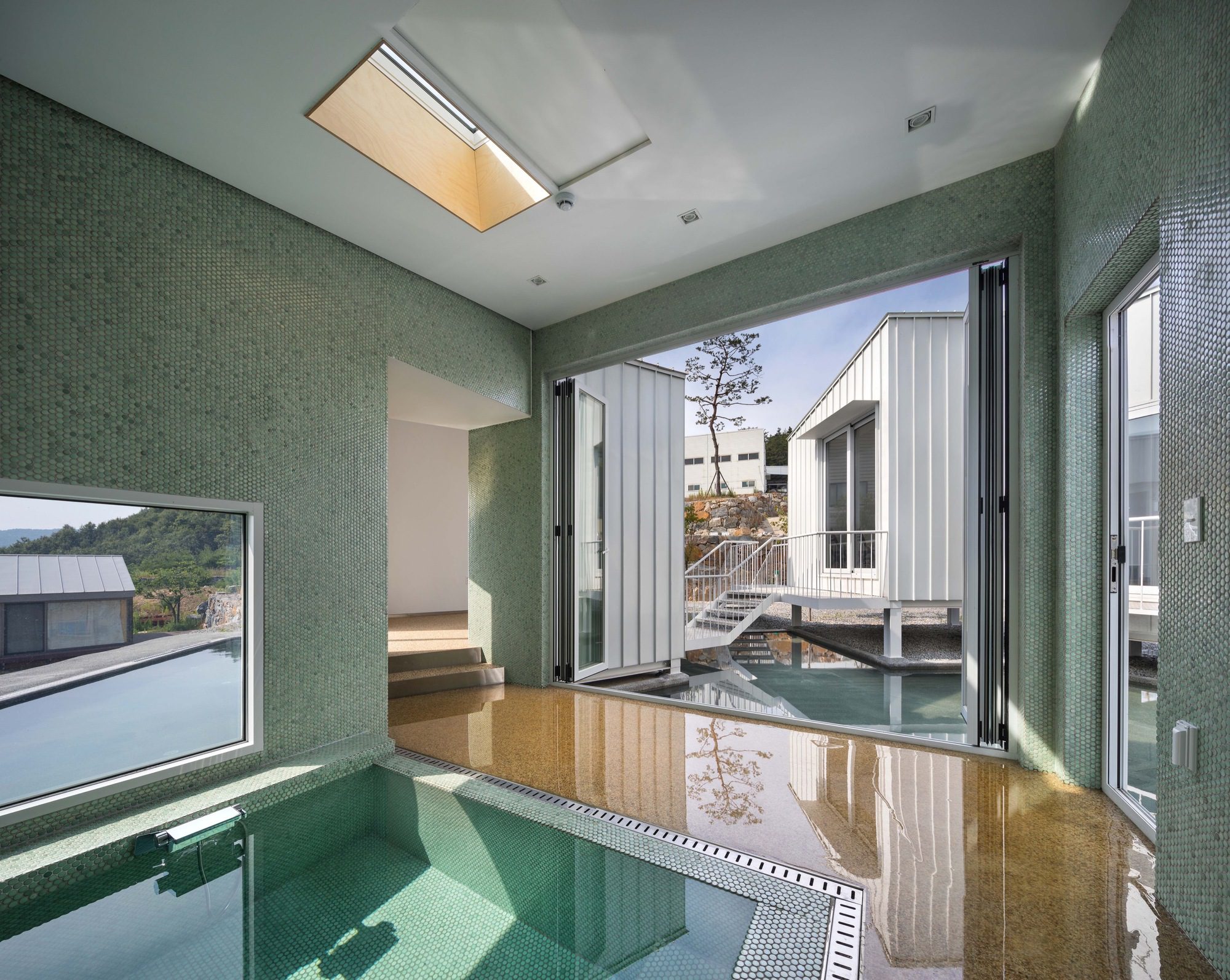 Floating Cubes by YounghanChung Architects, view 4