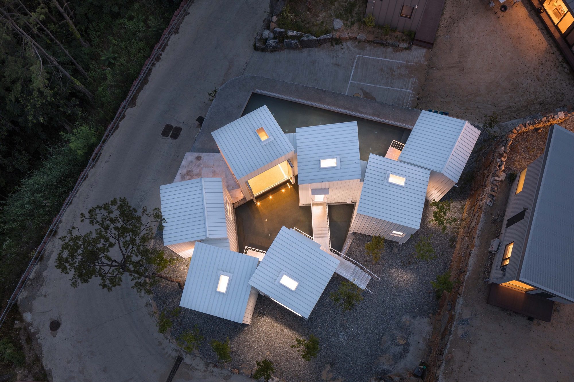 Floating Cubes by YounghanChung Architects, exterior, facade