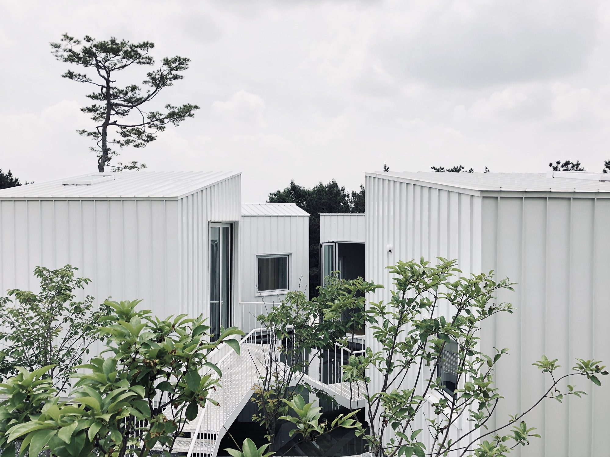 Floating Cubes by YounghanChung Architects, exterior, facade