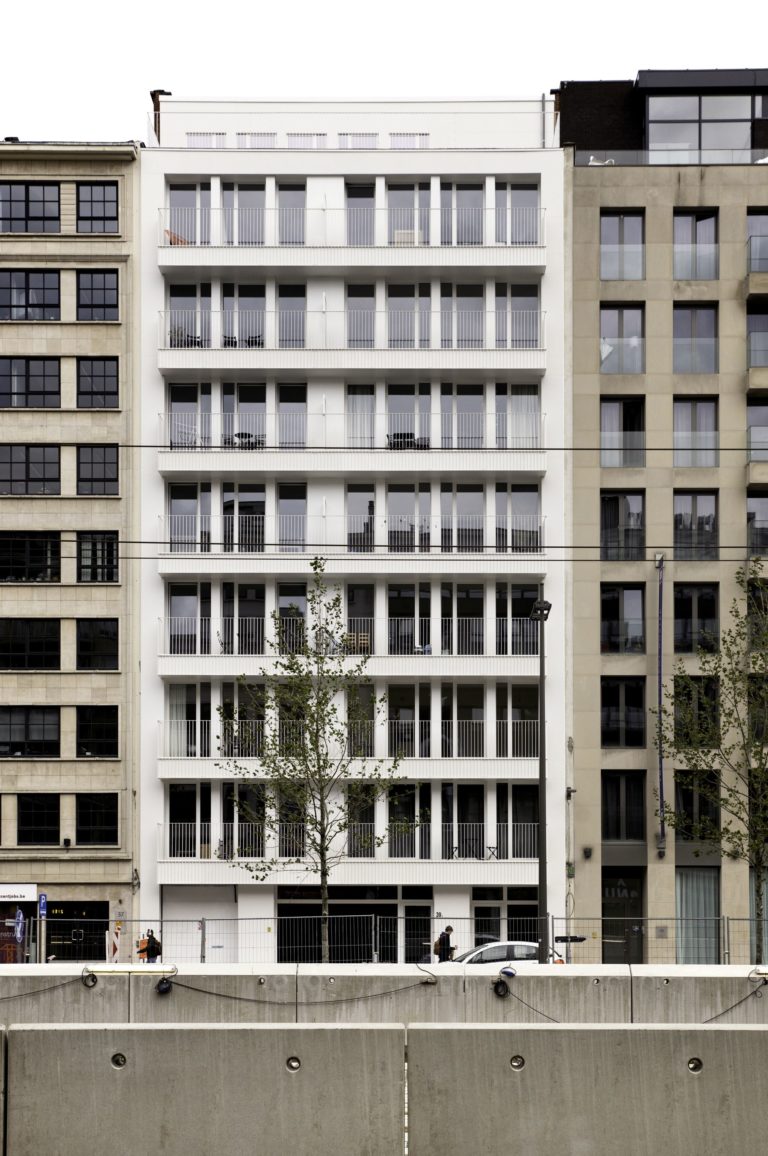 White Housing  | VIVA Architecture