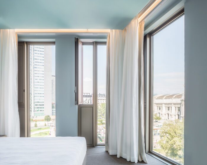 Hotel in piazza Duca d'Aosta