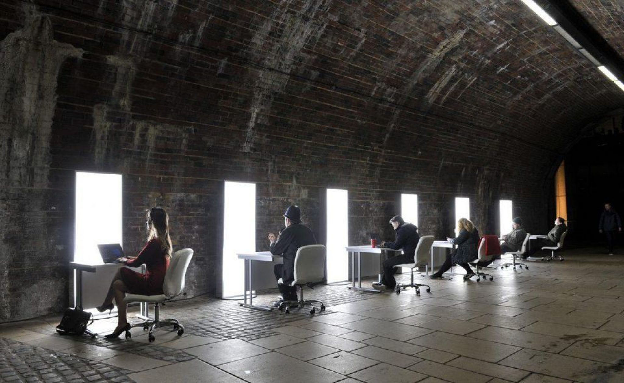 The Power of Artificial Lighting in Architecture