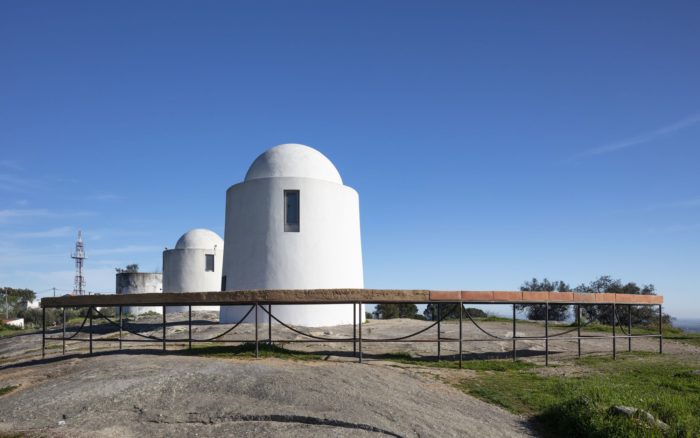 Walk the Curve Installation | Ayelen Peressini + Inês Teles