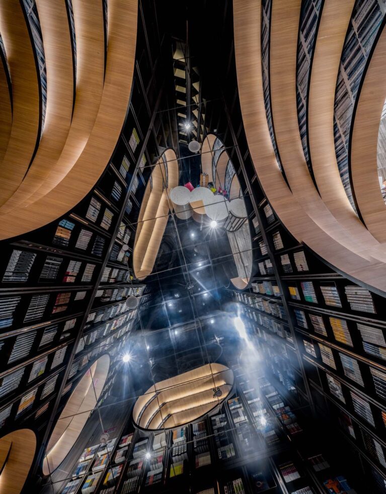 Zhongsuge Bookstore in Beijing Lafayette | X+Living