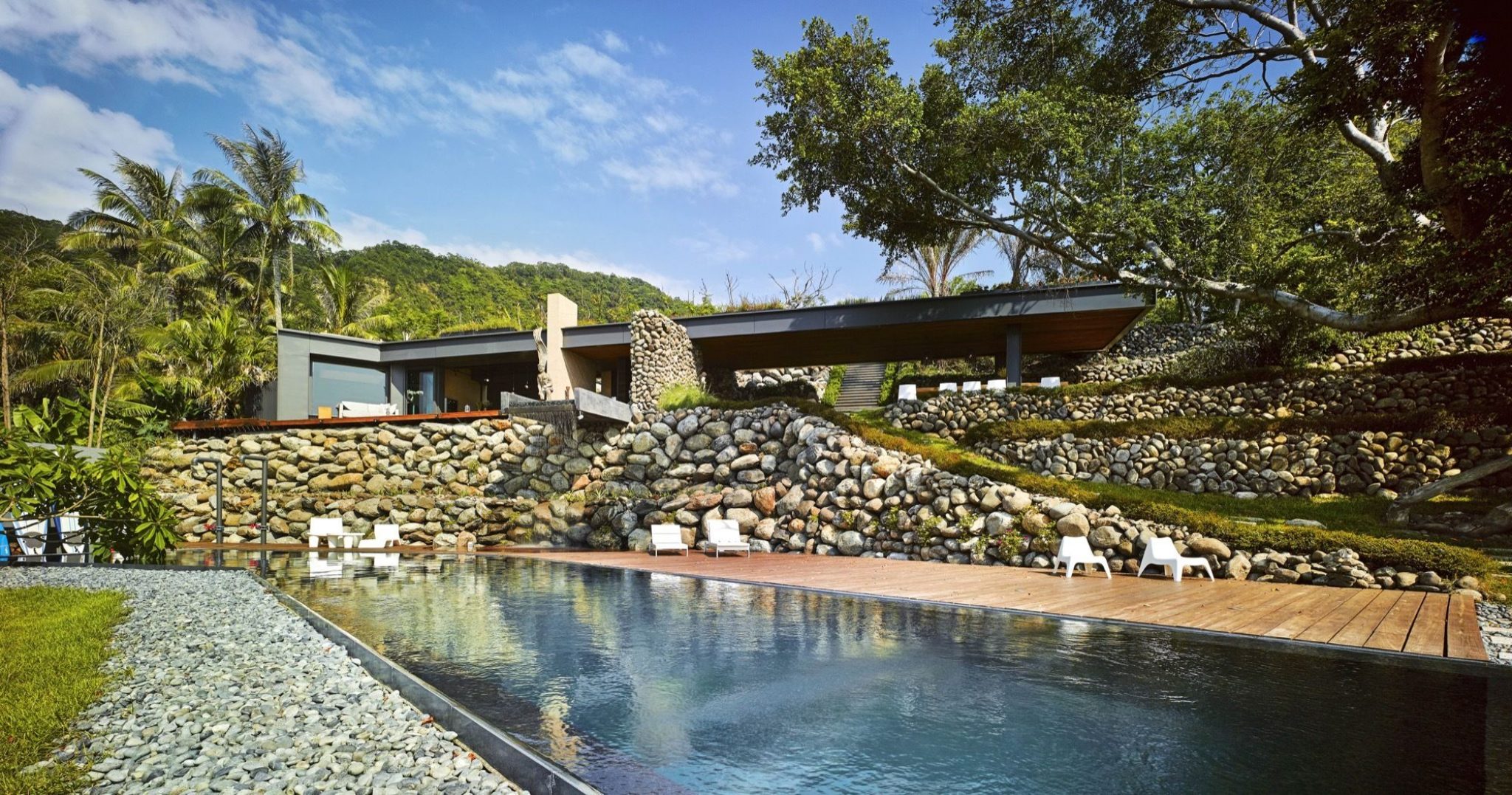 A'tolan House | Create + Think Design Studio - Arch2O.com