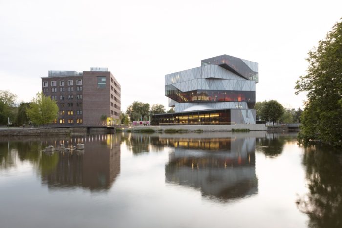 Experimenta Building in Heilbronn | Sauerbruch Hutton