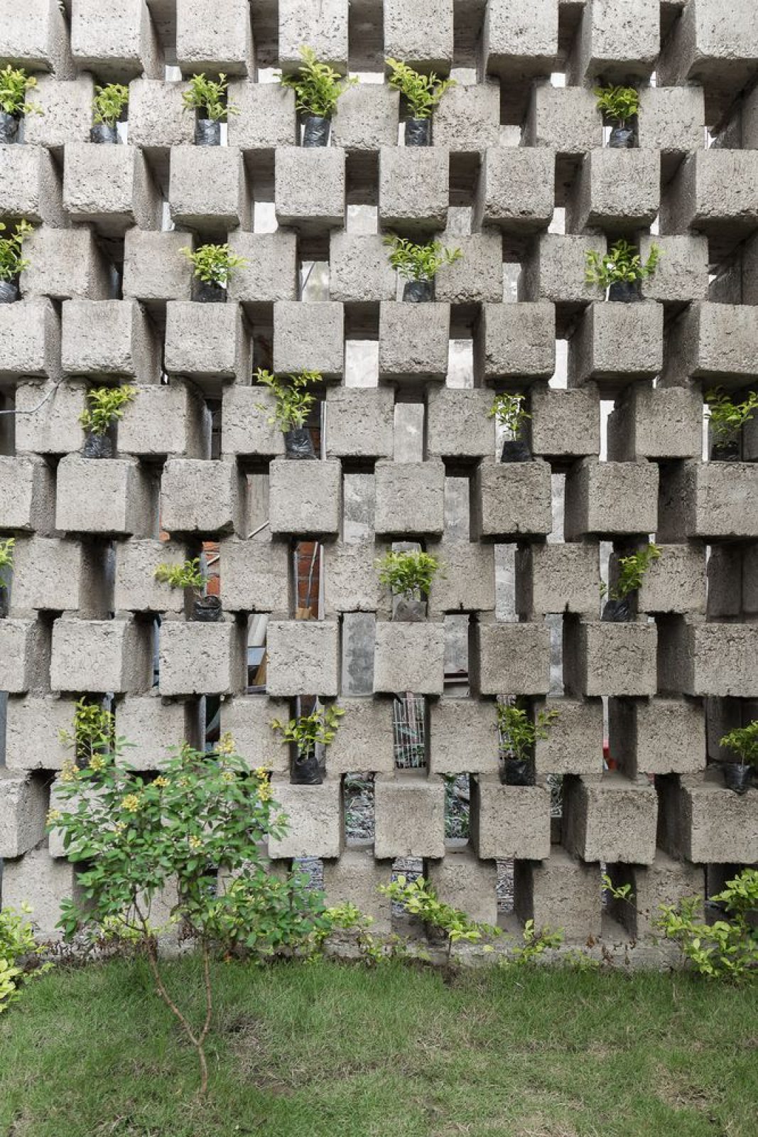 How and Why You Should Use Concrete Blocks As Your Building Material of