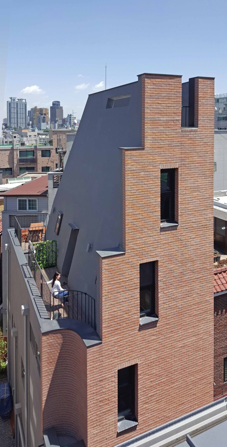 Vertical House | TRU Architects