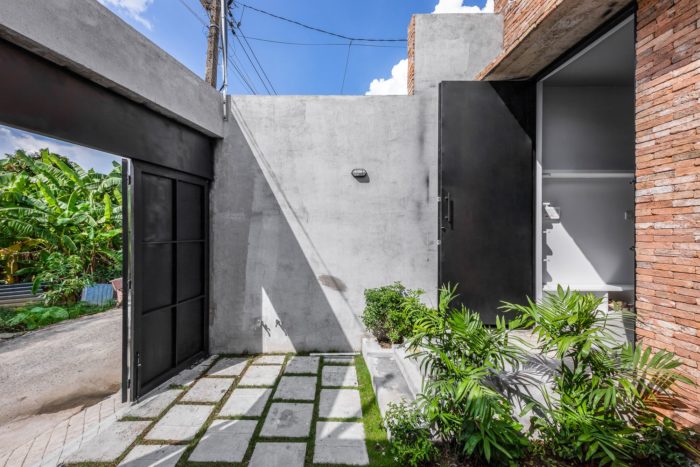 3 Green Spaces House | A-Boom Design Office