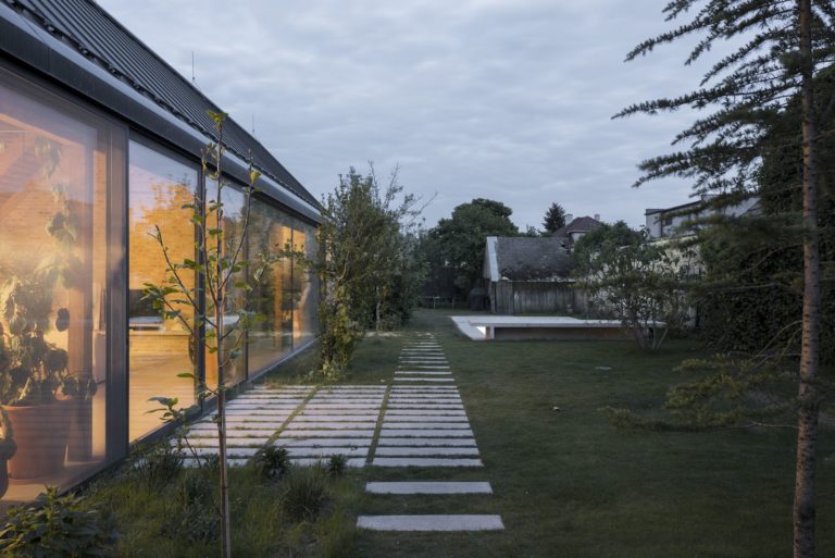 House V | Martin Skoček