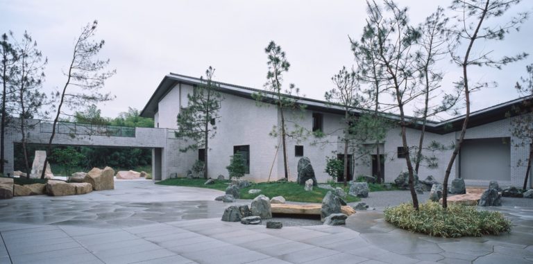 Passage of Time Garden | July Cooperative Company